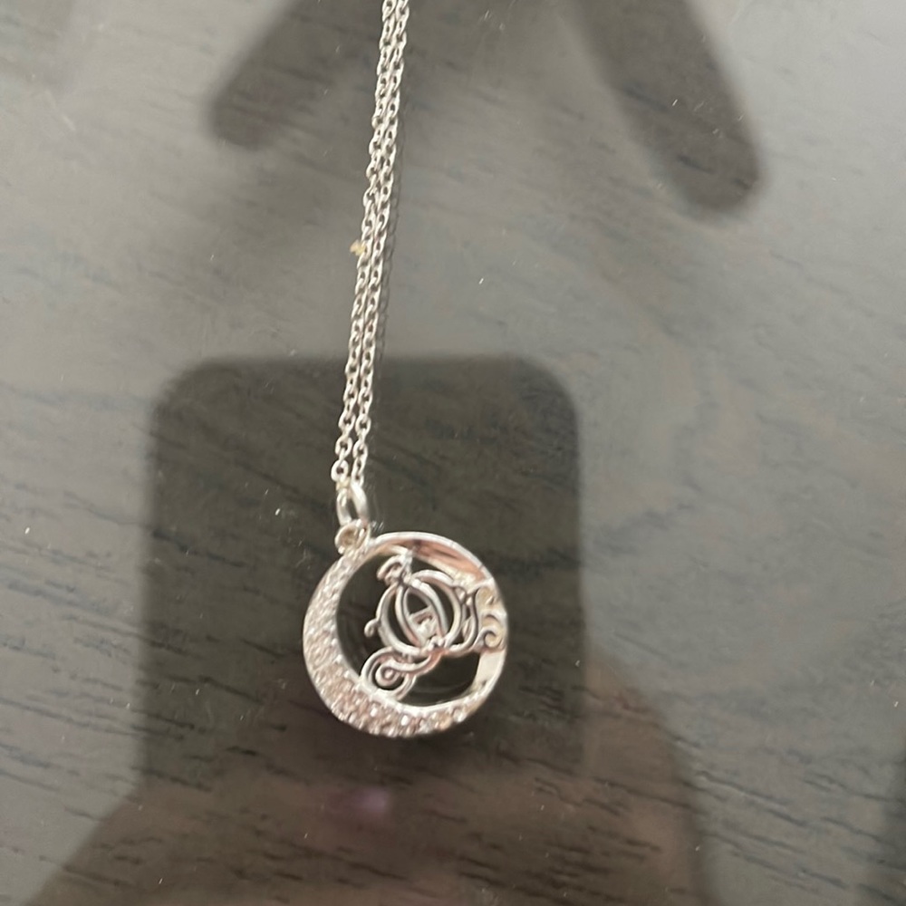 Cinderella necklace carriage
